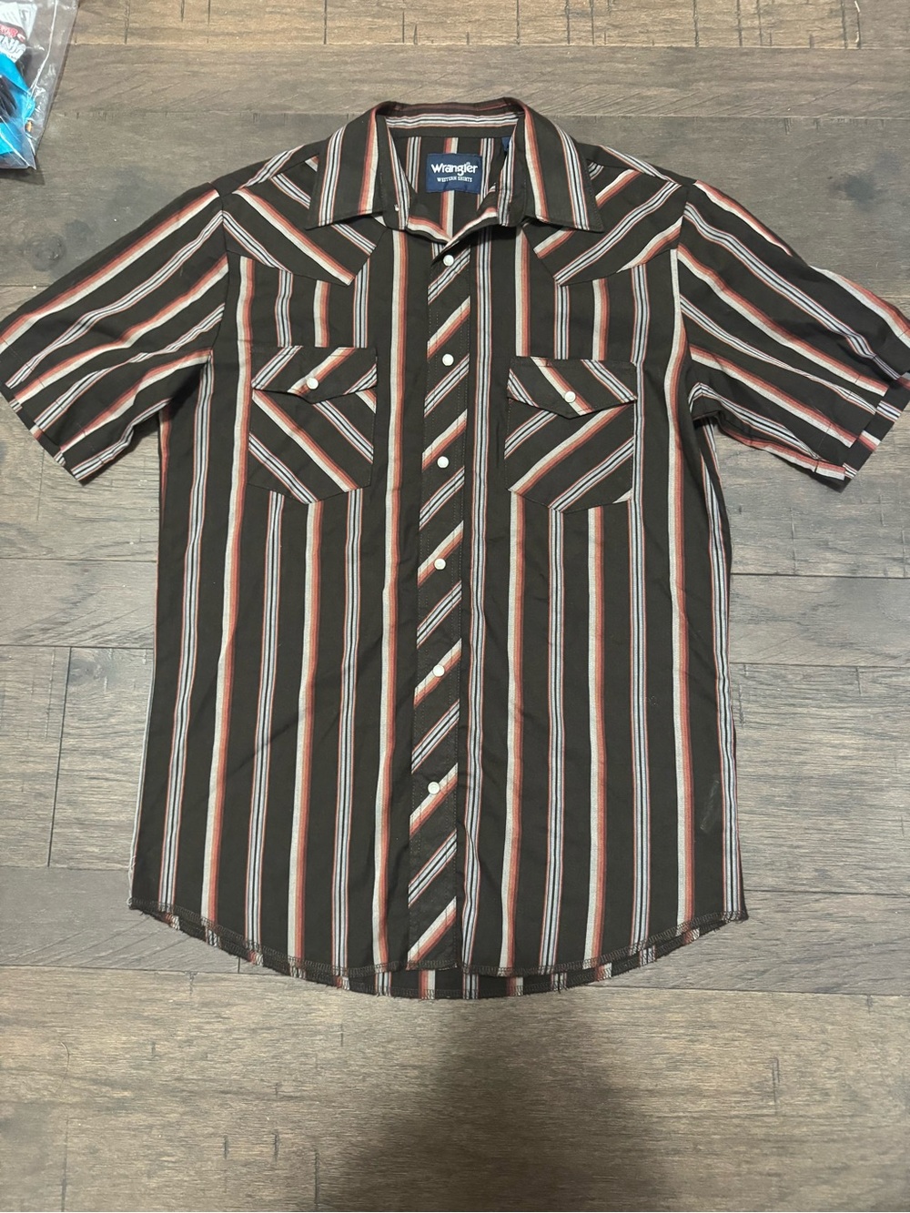 Wrangler Men’s Stripe Pearl-Snap Short-Sleeve Western Shirt Small Brown Orange